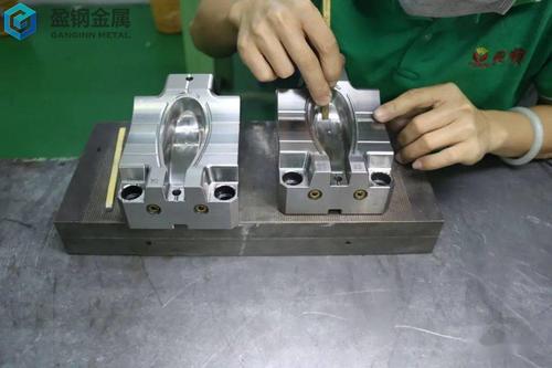 塑胶模具钢材表面抛光性差怎么办?（塑胶模具镜